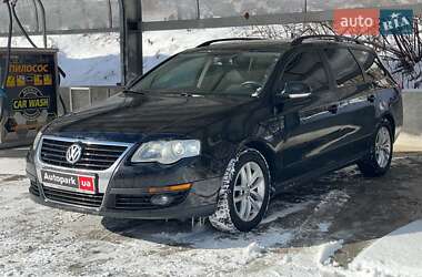 Універсал Volkswagen Passat 2010 в Києві