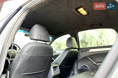 Седан Volkswagen Passat 2015 в 