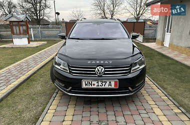 Универсал Volkswagen Passat 2011 в Снятине