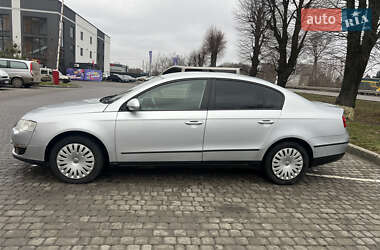 Седан Volkswagen Passat 2006 в Виннице