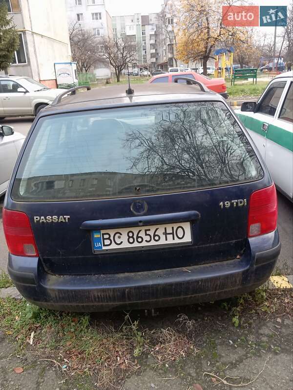Універсал Volkswagen Passat 2000 в Львові