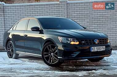 Седан Volkswagen Passat 2017 в Дніпрі