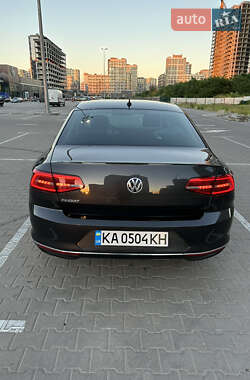 Седан Volkswagen Passat 2018 в 