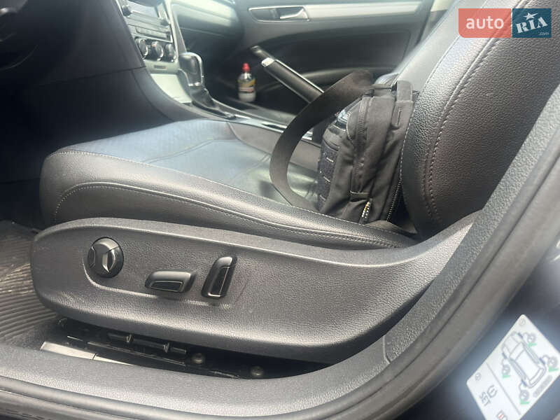 Седан Volkswagen Passat 2018 в Подольске