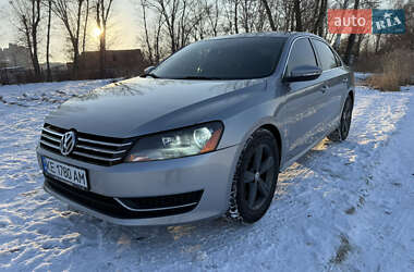 Седан Volkswagen Passat 2012 в Днепре