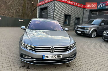 Седан Volkswagen Passat 2020 в Черновцах