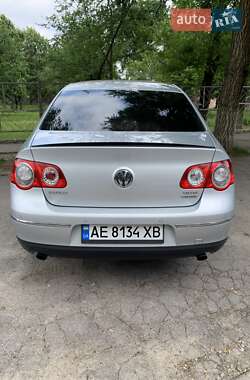 Седан Volkswagen Passat 2008 в Дніпрі