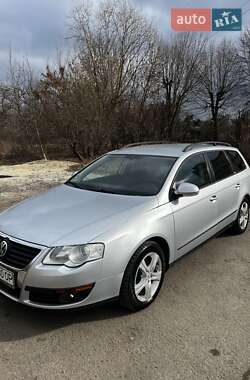 Универсал Volkswagen Passat 2010 в Львове