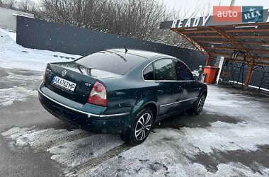 Седан Volkswagen Passat 2001 в Харькове