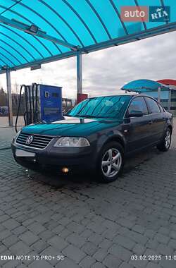 Седан Volkswagen Passat 2001 в Березному