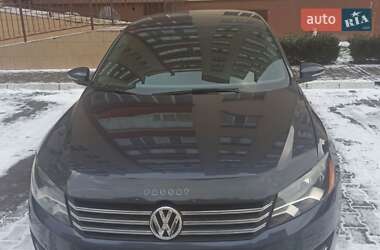 Седан Volkswagen Passat 2011 в Хмельницькому