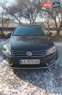 Універсал Volkswagen Passat 2013 в Києві