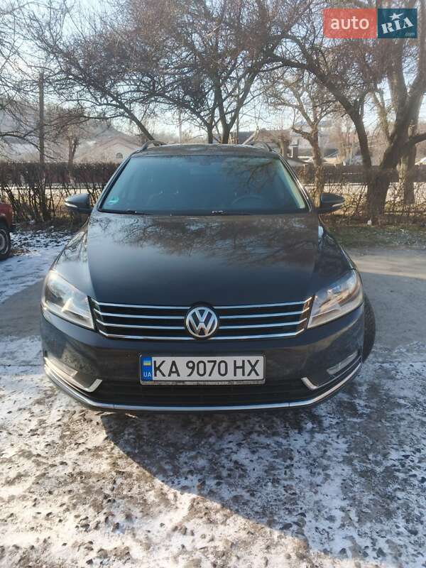 Універсал Volkswagen Passat 2013 в 