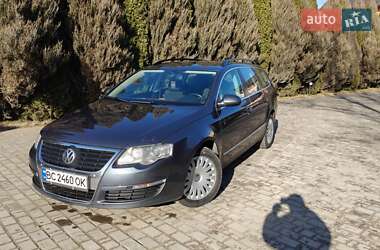 Універсал Volkswagen Passat 2010 в Самборі