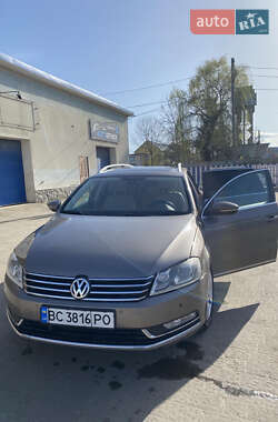 Универсал Volkswagen Passat 2011 в Стрые