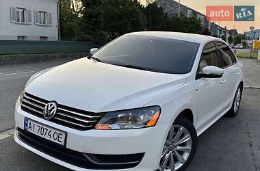 Седан Volkswagen Passat 2014 в Львове