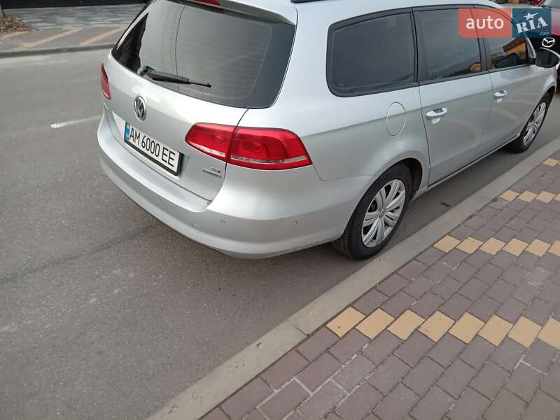 Універсал Volkswagen Passat 2011 в Києві фото 4 Універсал Volkswagen Passat 2011 в Києві