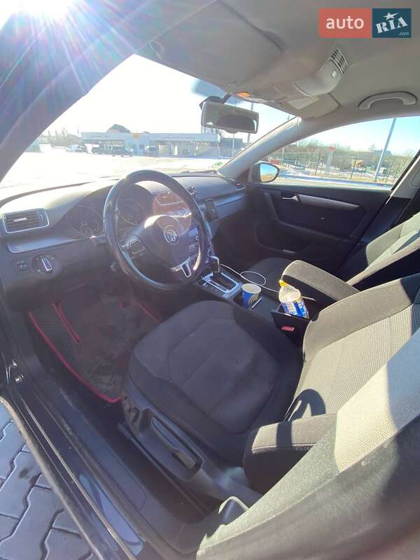 Універсал Volkswagen Passat 2014 в Львові