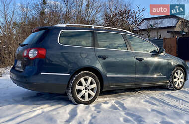 Универсал Volkswagen Passat 2006 в Киеве