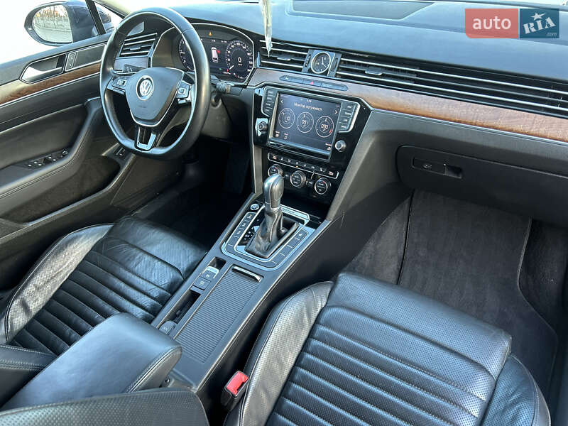 Универсал Volkswagen Passat 2017 в Городке