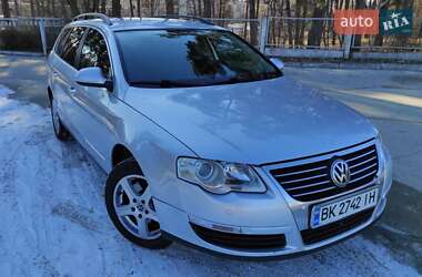 Универсал Volkswagen Passat 2007 в Нетешине