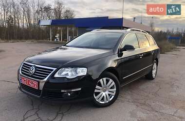 Универсал Volkswagen Passat 2009 в Житомире