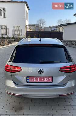 Универсал Volkswagen Passat 2016 в Ужгороде