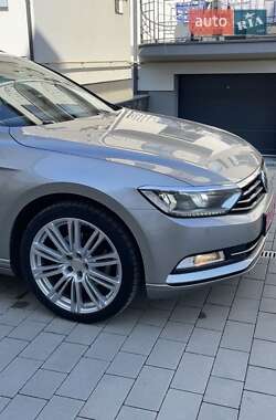 Универсал Volkswagen Passat 2016 в Ужгороде