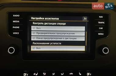 Универсал Volkswagen Passat 2016 в Ужгороде