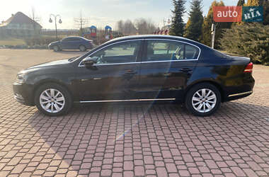 Седан Volkswagen Passat 2014 в Львове