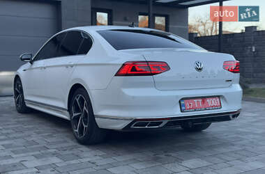 Седан Volkswagen Passat 2019 в 