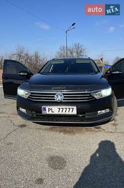 Универсал Volkswagen Passat 2015 в Звягеле