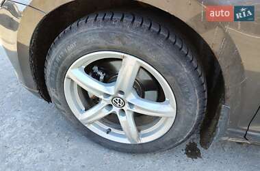 Универсал Volkswagen Passat 2015 в 