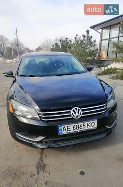 Седан Volkswagen Passat 2011 в Дніпрі