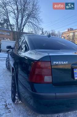 Седан Volkswagen Passat 1997 в 