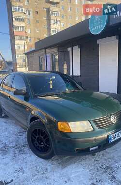 Седан Volkswagen Passat 1997 в 