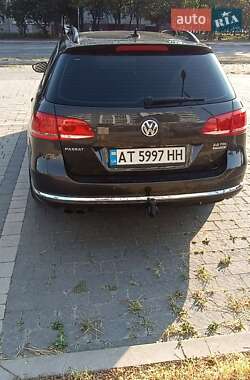 Универсал Volkswagen Passat 2014 в Ивано-Франковске