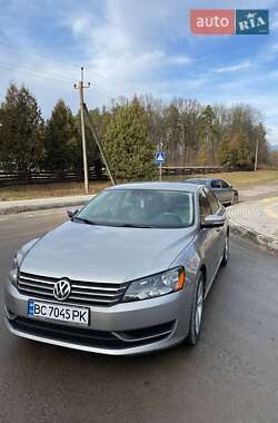 Седан Volkswagen Passat 2013 в 