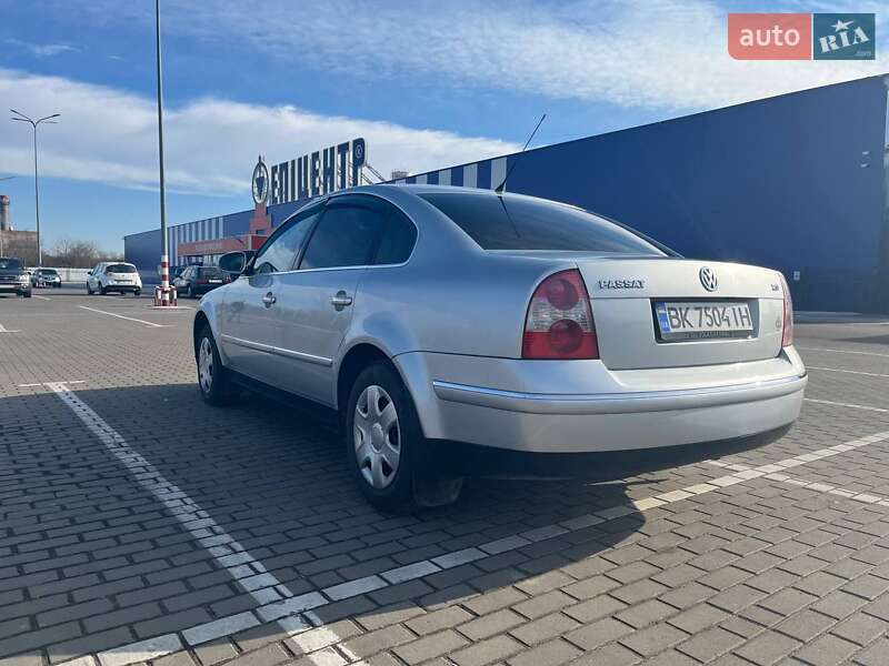 Седан Volkswagen Passat 2006 в Луцке