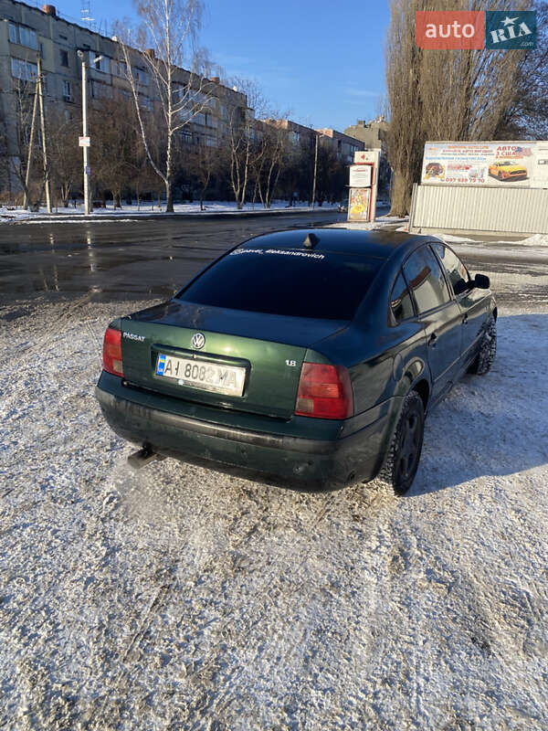 Седан Volkswagen Passat 1998 в Борисполе