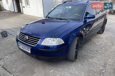 Універсал Volkswagen Passat 2002 в Городку