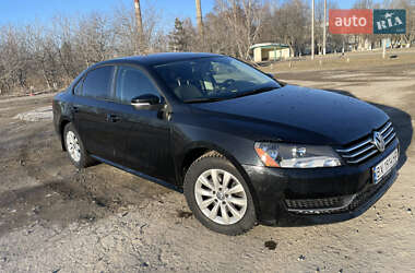 Седан Volkswagen Passat 2012 в Ровно