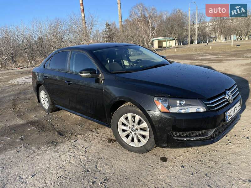 Седан Volkswagen Passat 2012 в Рівному