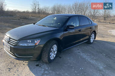 Седан Volkswagen Passat 2012 в Рівному