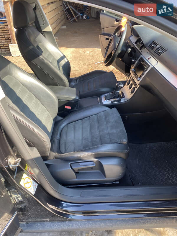 Універсал Volkswagen Passat 2009 в Луцьку