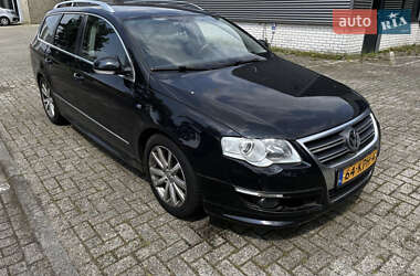 Універсал Volkswagen Passat 2010 в Львові