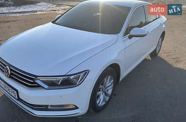 Седан Volkswagen Passat 2015 в Яготині