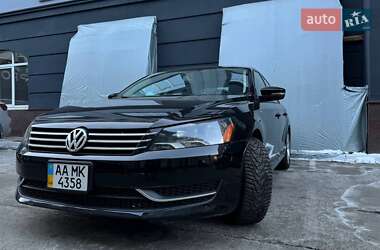 Седан Volkswagen Passat 2013 в Києві