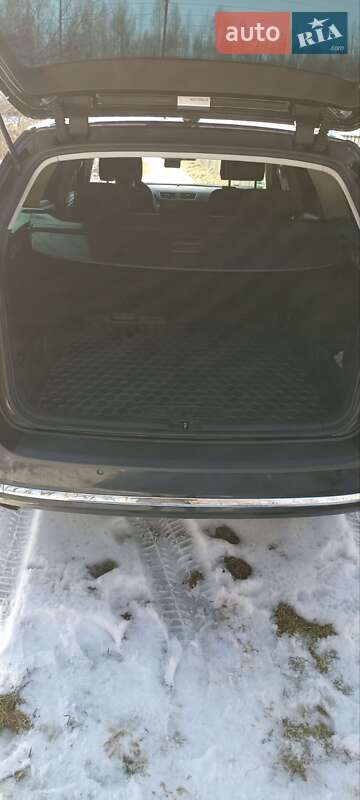 Универсал Volkswagen Passat 2011 в Коростене
