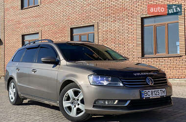 Универсал Volkswagen Passat 2011 в Хмельницком